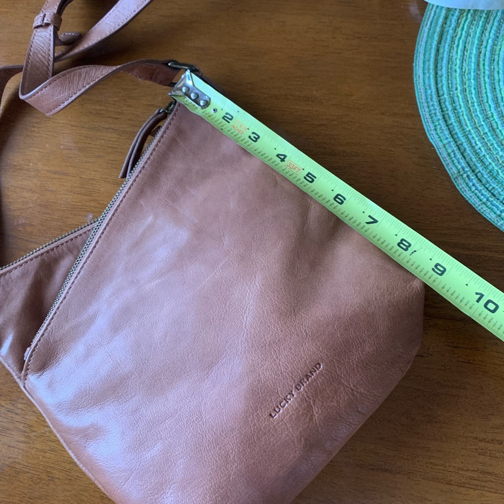 Lucky Brand Tan Leather Crossbody Bag - Picture 10 of 11